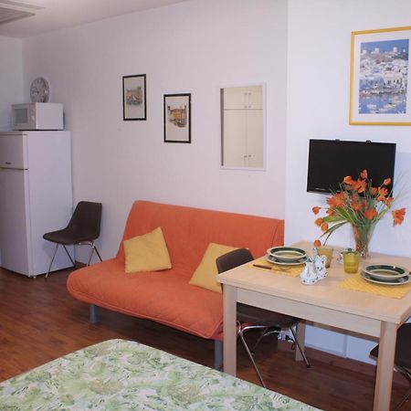 Nice Apartment In 陶尔米纳 外观 照片